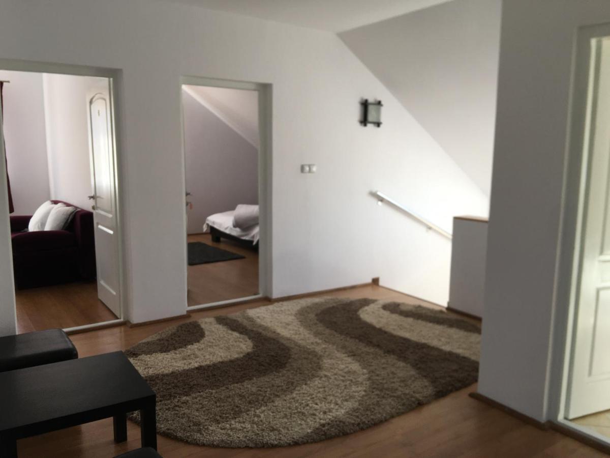 ソバタ Casa Juliusアパートホテル エクステリア 写真